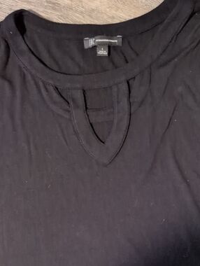 INC International Concepts Black Short Sleeve Keyhole Crewneck Tee